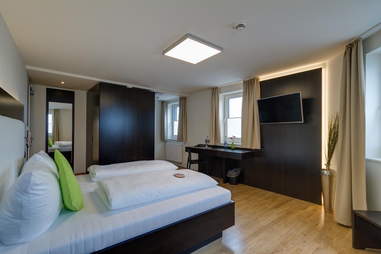 Sevendays Hotel Boardinghouse Mannheim Bagian luar foto