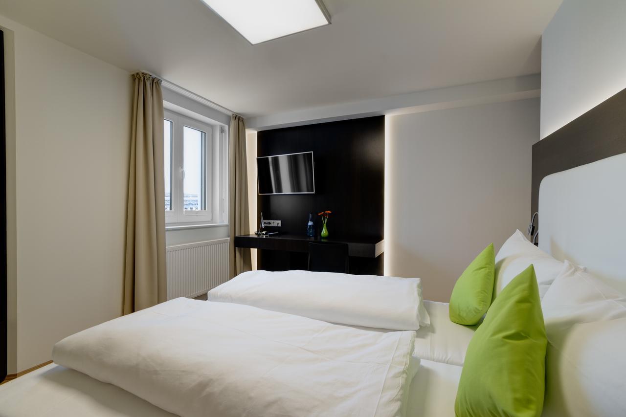 Sevendays Hotel Boardinghouse Mannheim Bagian luar foto