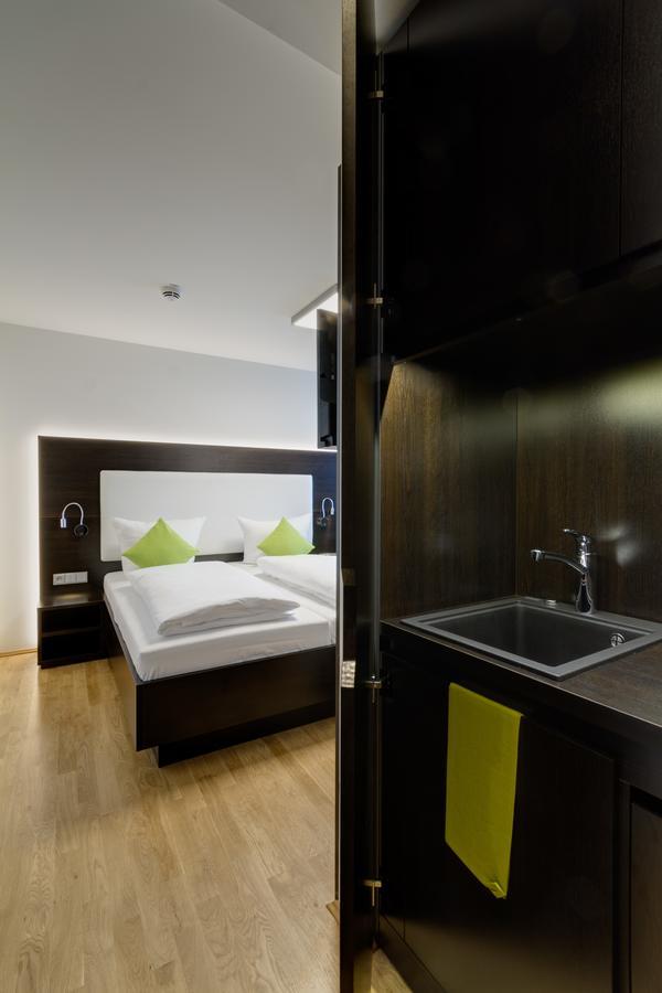 Sevendays Hotel Boardinghouse Mannheim Bagian luar foto